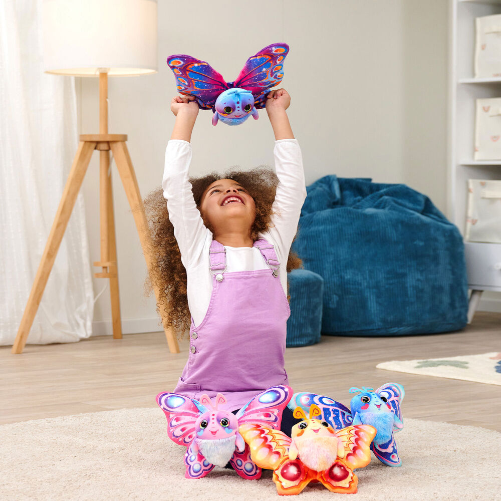 FLUFFYFLY 30 CM. SURT.