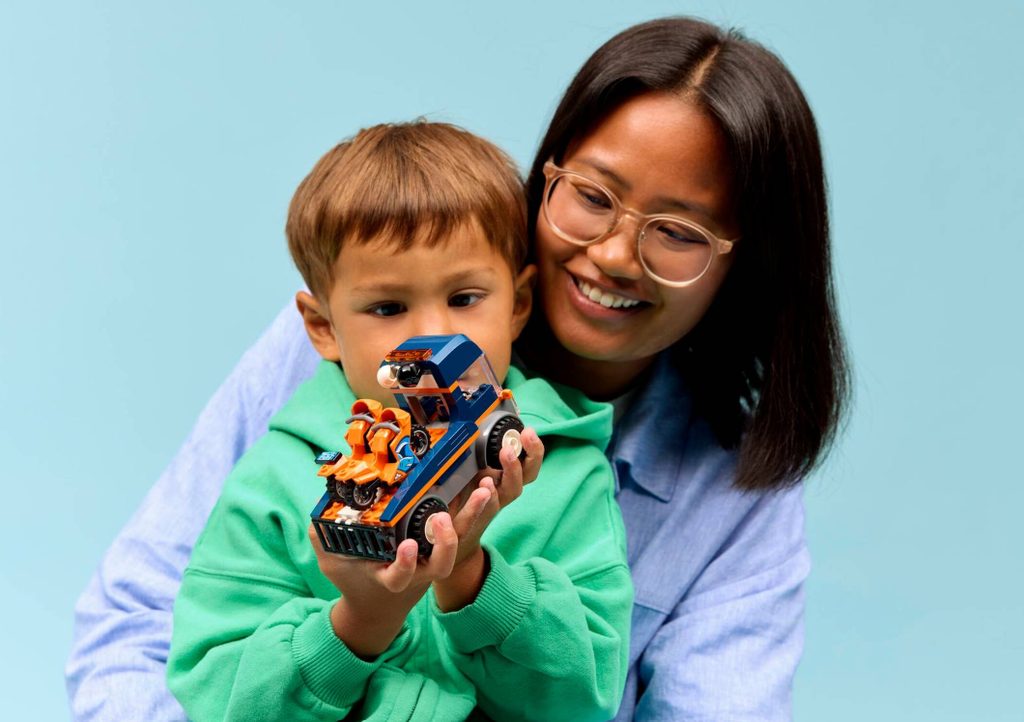 CAMION TRANSPORTE MOTOS