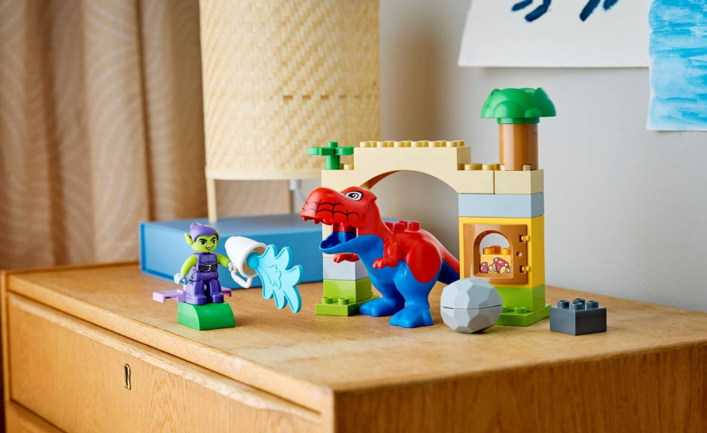 DINO SPIDEY-REX vs.DUENDE VERDE