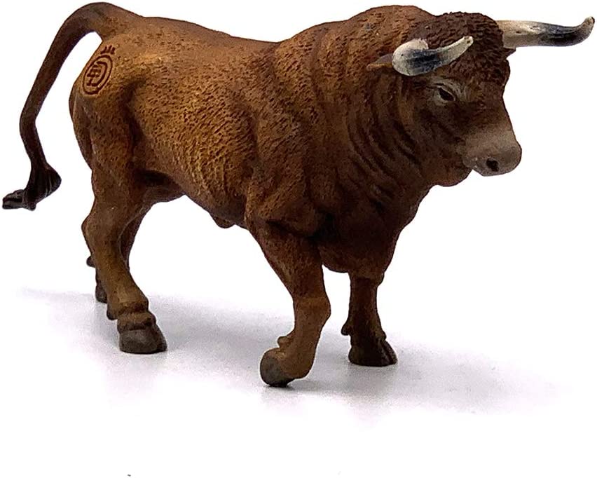 TORO COLORADO TROTANDO