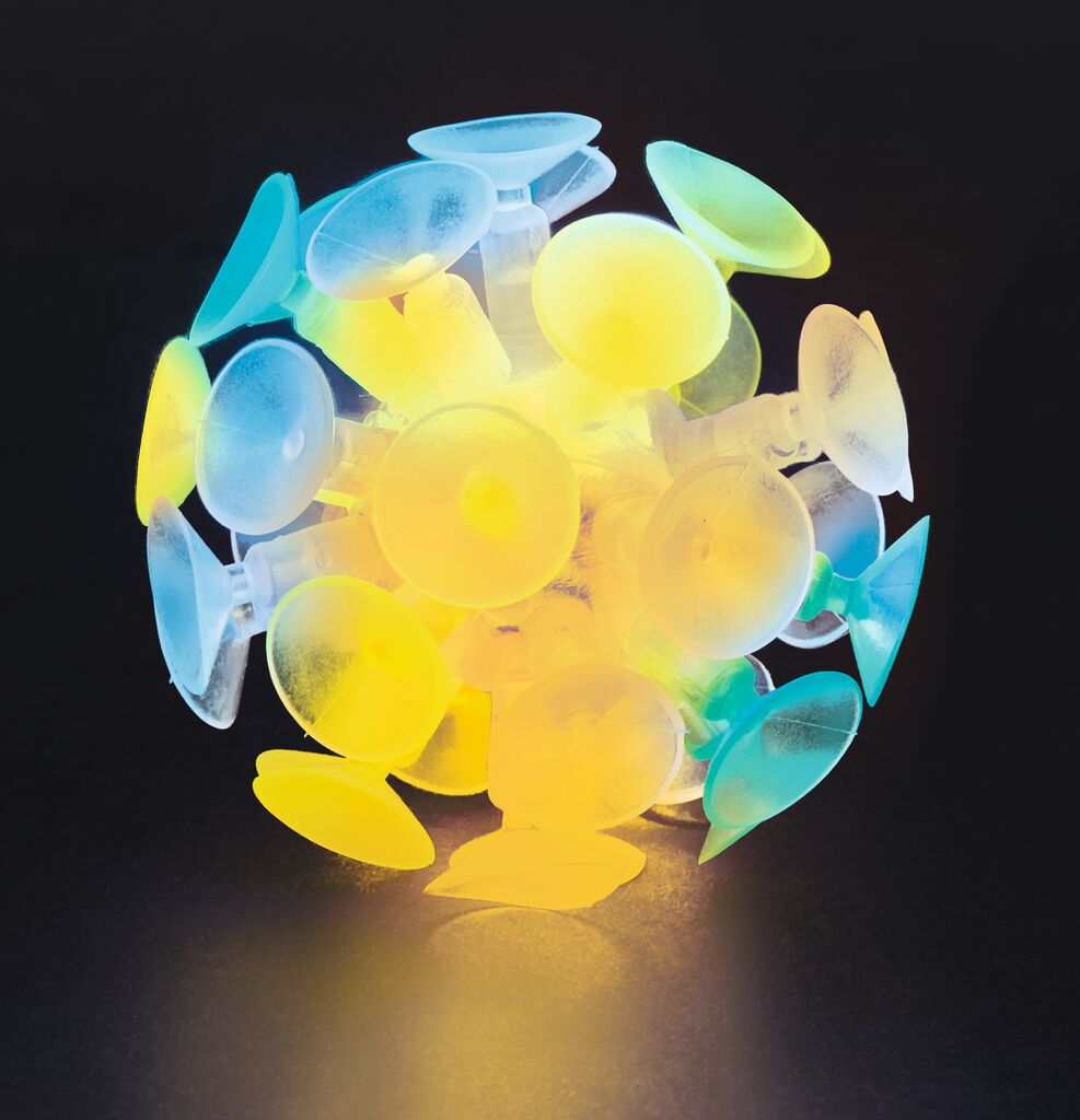 BOLA LUMINOSA CON VENTOSAS