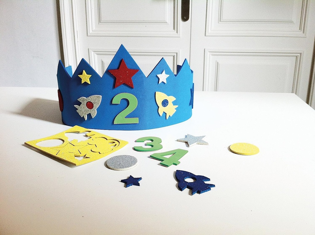 COROÑA CUMPLEAÑOS AZUL