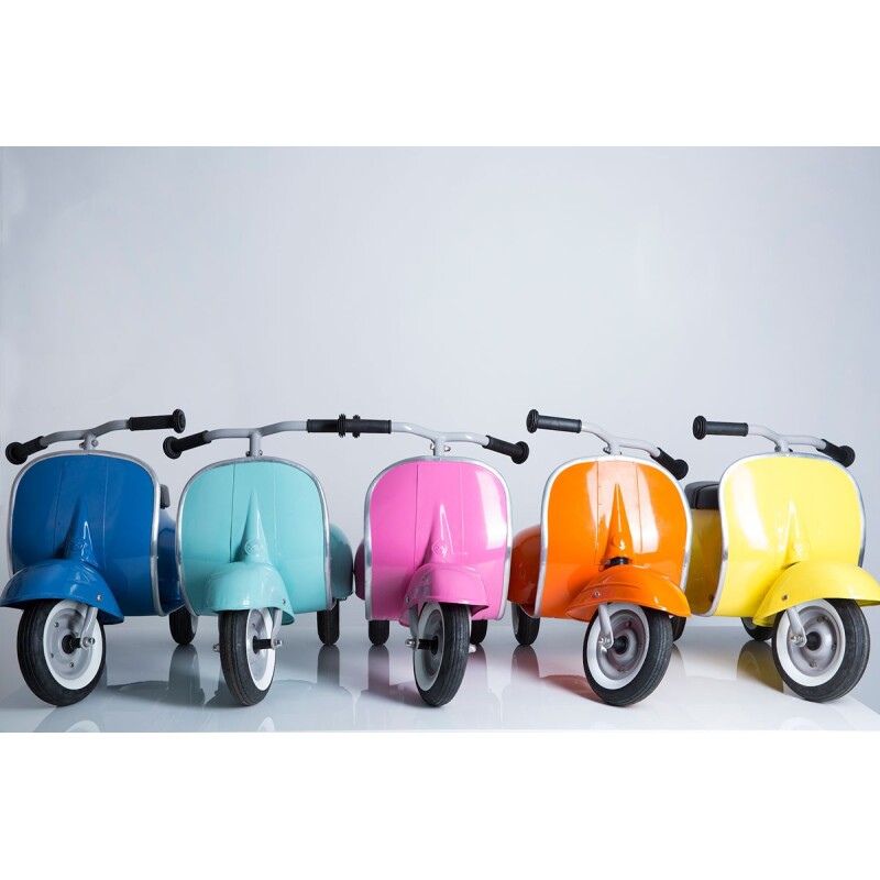 CORREPASILLOS VESPA VERDE