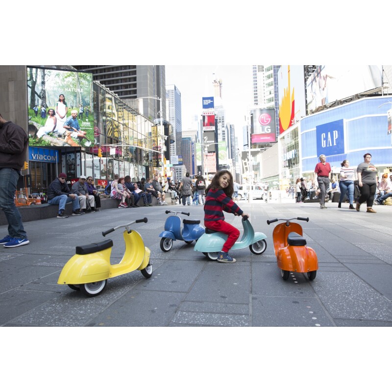 CORREPASILLOS VESPA VERDE