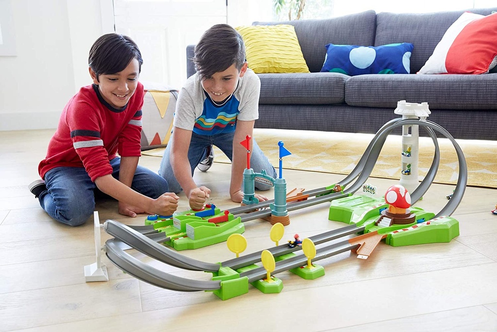 HOT W. MARIO KART CIRCUIT