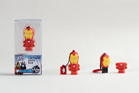 PEN DRIVE AVENGERS 8 GB