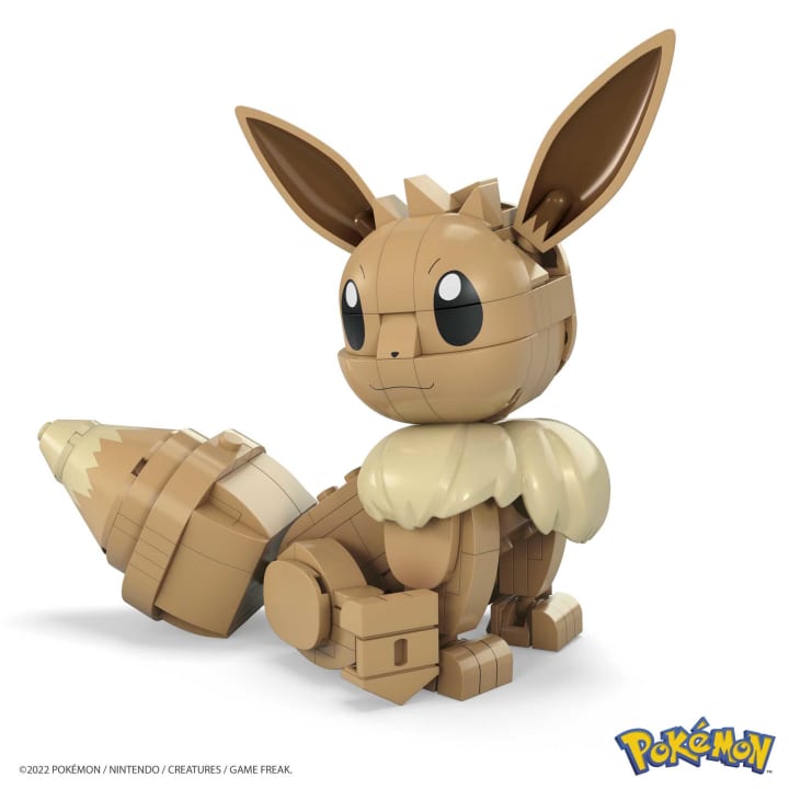 POKEMON CONSTRUYE EEVEE