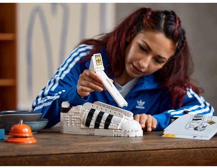 ADIDAS ORIGINALS SUPERSTAR