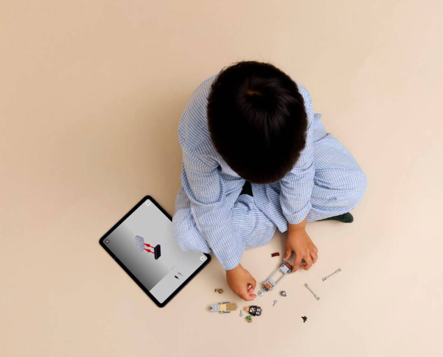 MOTO SPEEDER MANDAL.Y GROGU